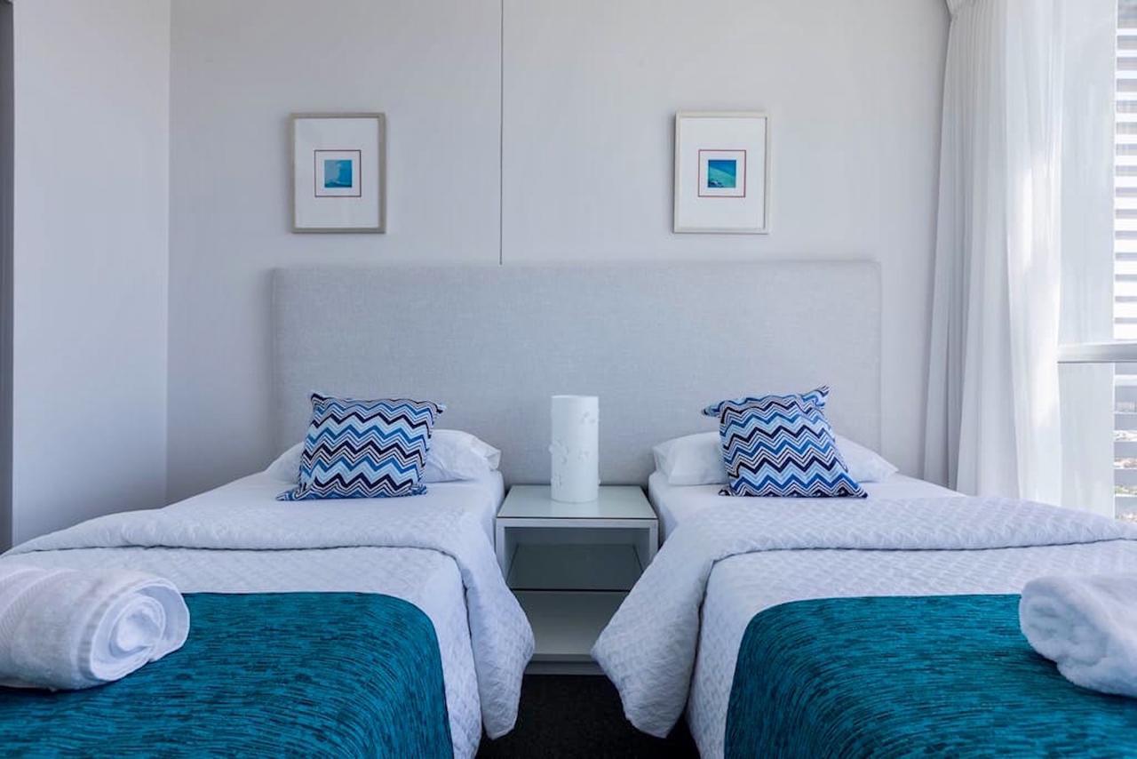 Apartment With Ocean Views โกลด์โคสต์ ภายนอก รูปภาพ