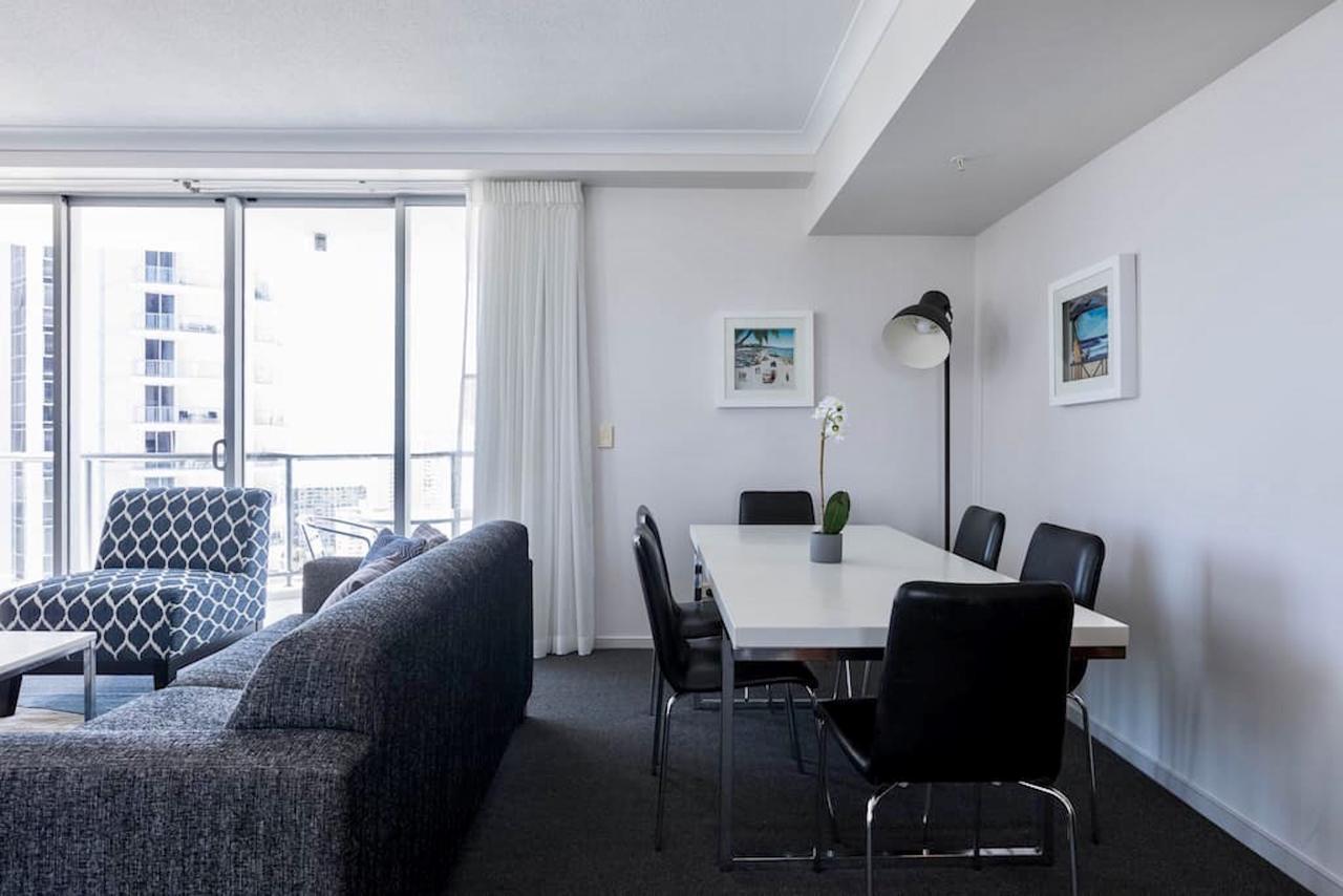 Apartment With Ocean Views โกลด์โคสต์ ภายนอก รูปภาพ